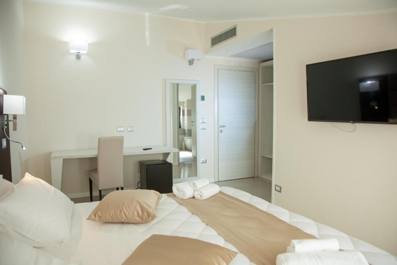 Hotel Dolce Stella Torre Melissa 外观 照片