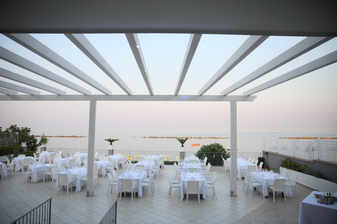 Hotel Dolce Stella Torre Melissa 外观 照片